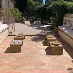 Mas De Saint Tropez Gigaro Сasa de vacaciones *
