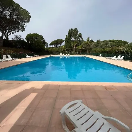 Mas De Saint Tropez Gigaro Дом отдыха Ла Круа-Вальме
